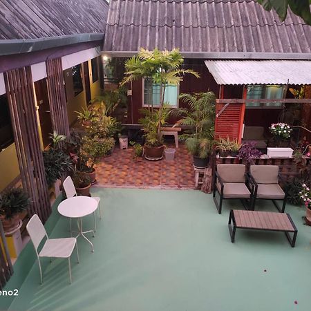 Baitong Homestay Chiang Mai Exterior photo